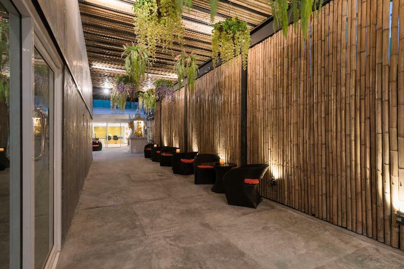 Patong Swiss Hotel Beach Front Phuket Exterior photo
